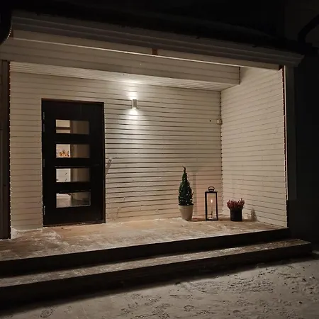 Villa Kontio - Peaceful Arctic Wonderland With Jacuzzi & Sauna & Aurora
